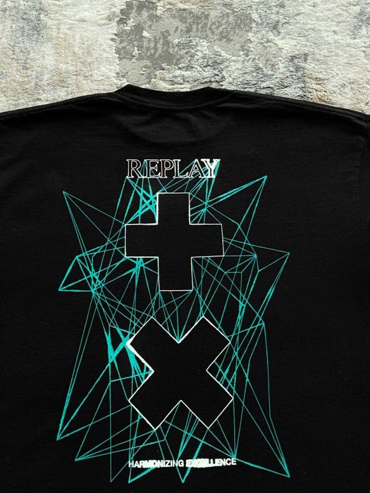 REPLAY tricou editie limitata, marime M oversize (practic L)