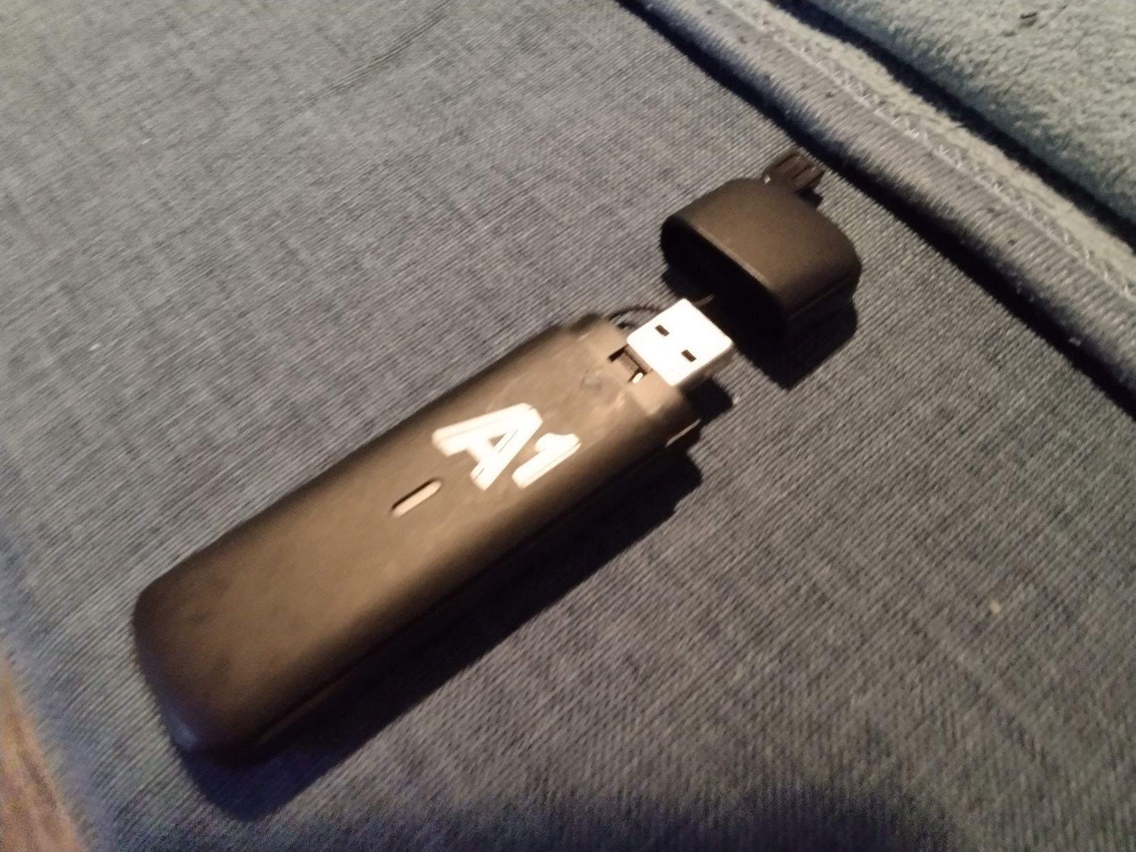 Последен модел 4G LTE USB сим карта флашка за мобилен интернет на А1