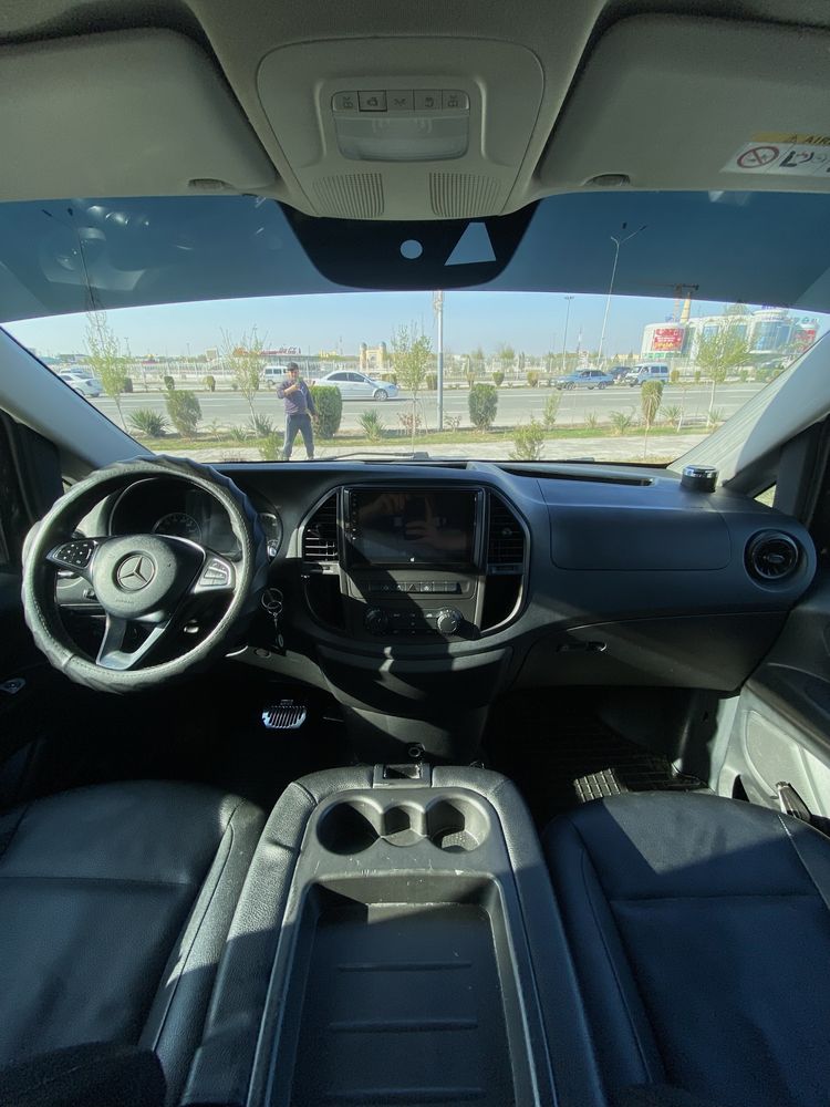 Mercedes Benz Vito