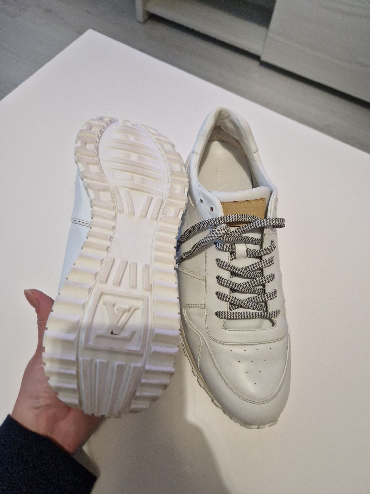 Sneakers Louis Vuitton originali