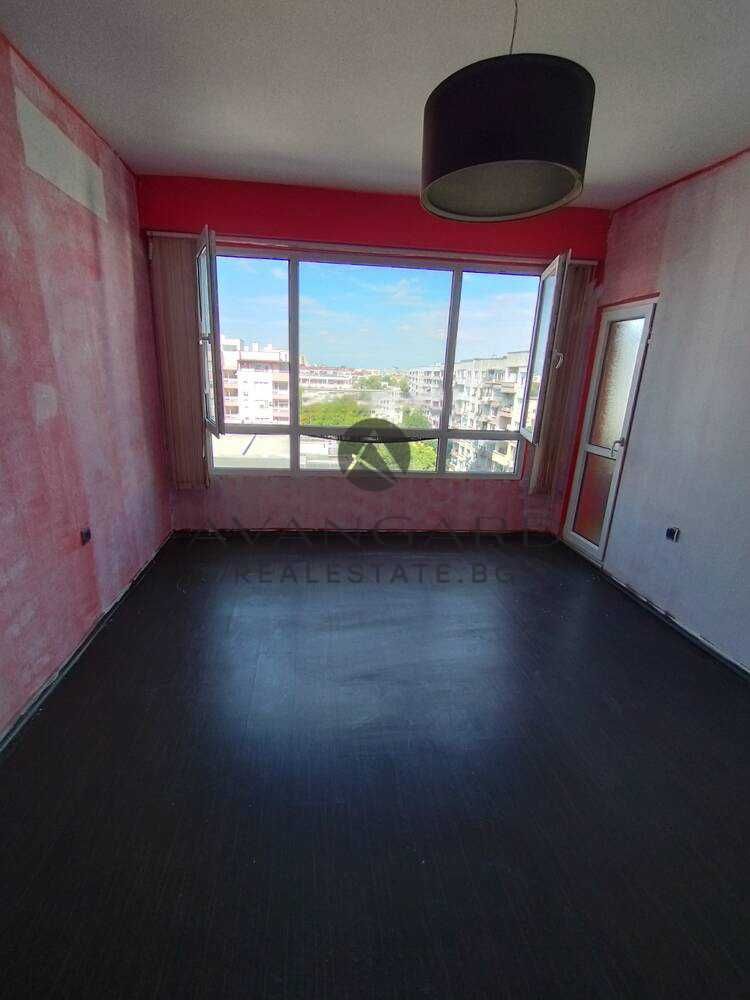 Продава се Тристаен апартамент в Пловдив, Кючук Париж - 65 кв.м за 1436 €/кв.м - Снимка #2