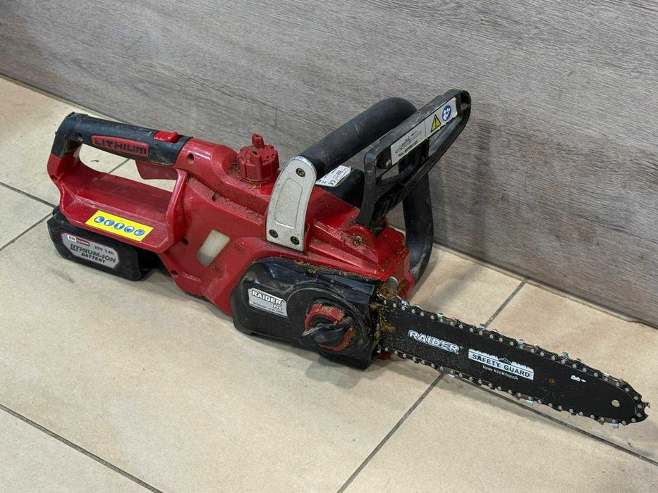 Акумулаторна резачка Raider RDP-SCHS20 Set