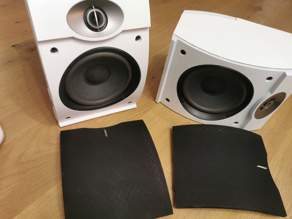 Boxe albe, Bose 301 V, sunet superb.