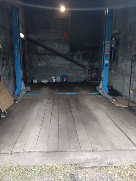 Гараж ,подьемник аренда