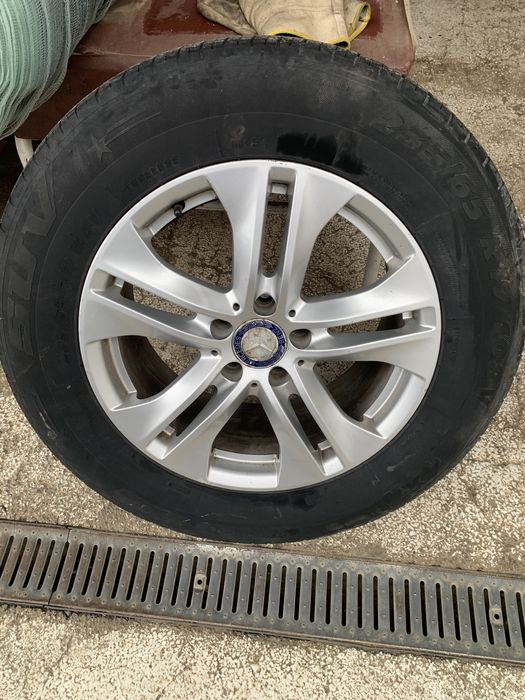 Roti Mercedes 5•112R17