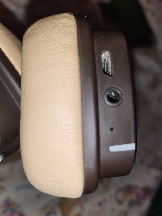 Casti audio Bluetooth BOAT ROCKERZ perfect funcționale,acumulator 1 zi