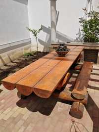 Masa din lemn de brad