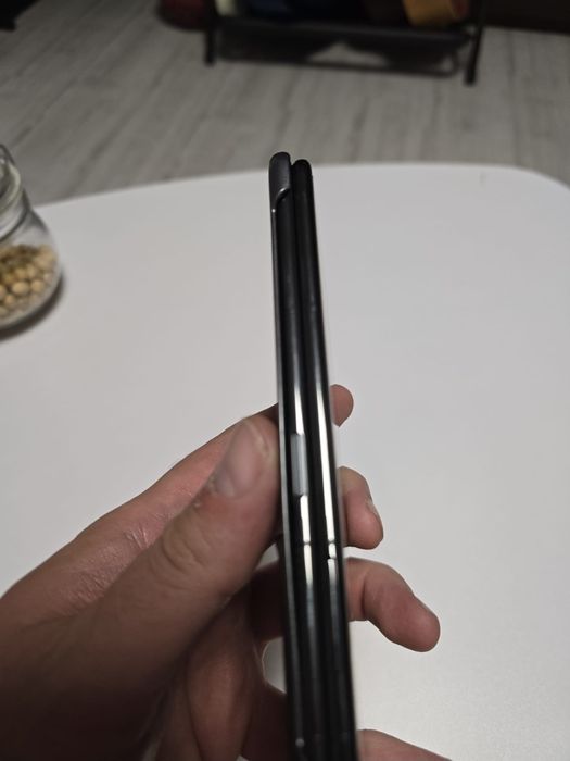 Honor Magic V2 – 5G – 512GB / 16GB RAM -impecabil