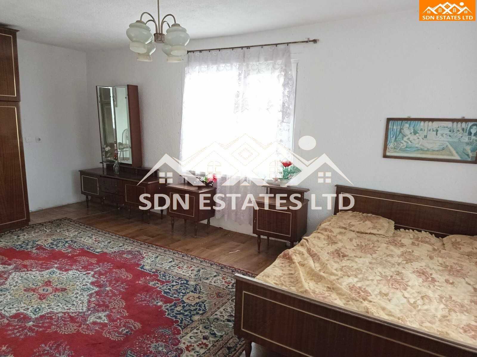 Продава къща в село Осетеново
