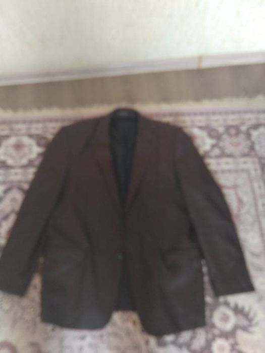 Продам мужской костюм