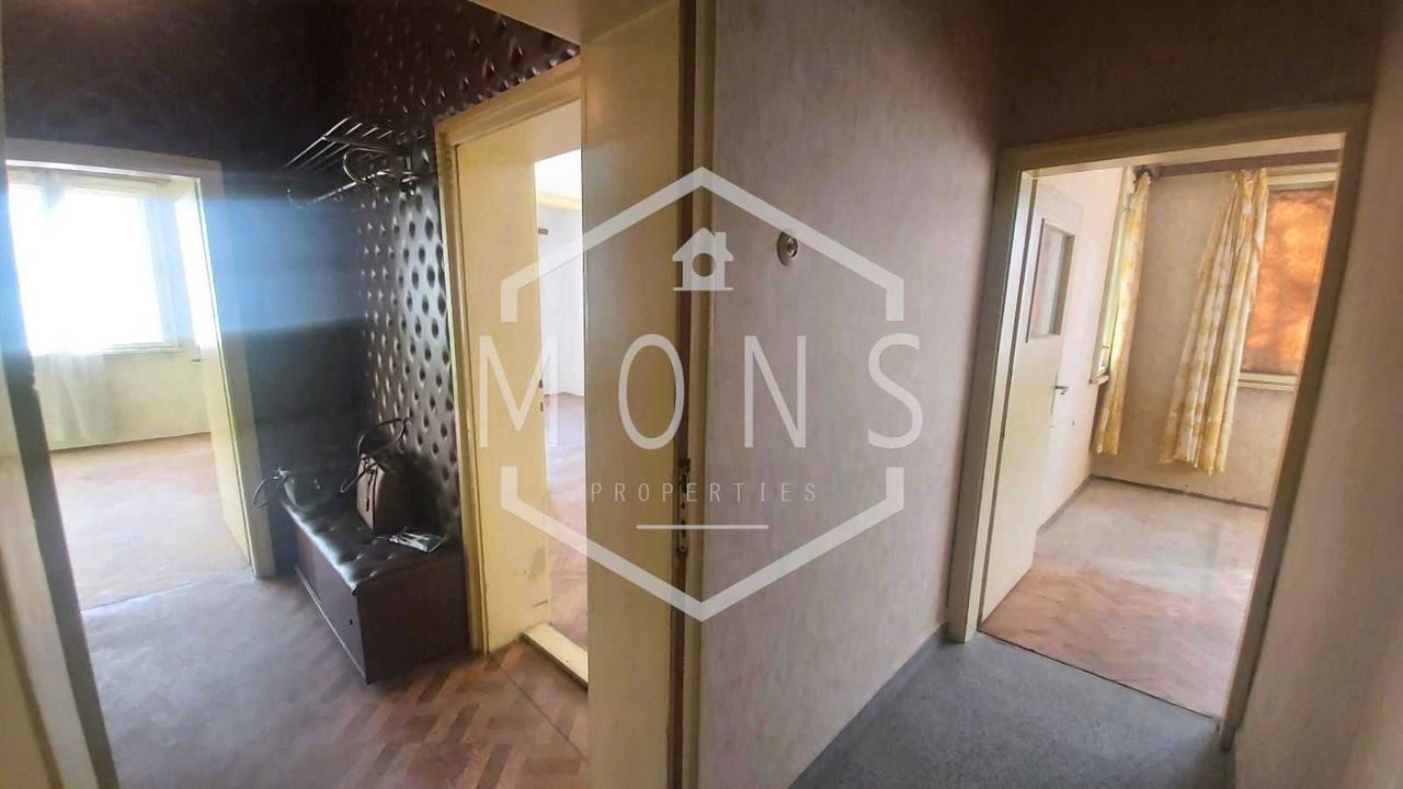 Продава се Многостаен апартамент в Горна Оряховица - 95 кв.м за 748 €/кв.м - Снимка #2