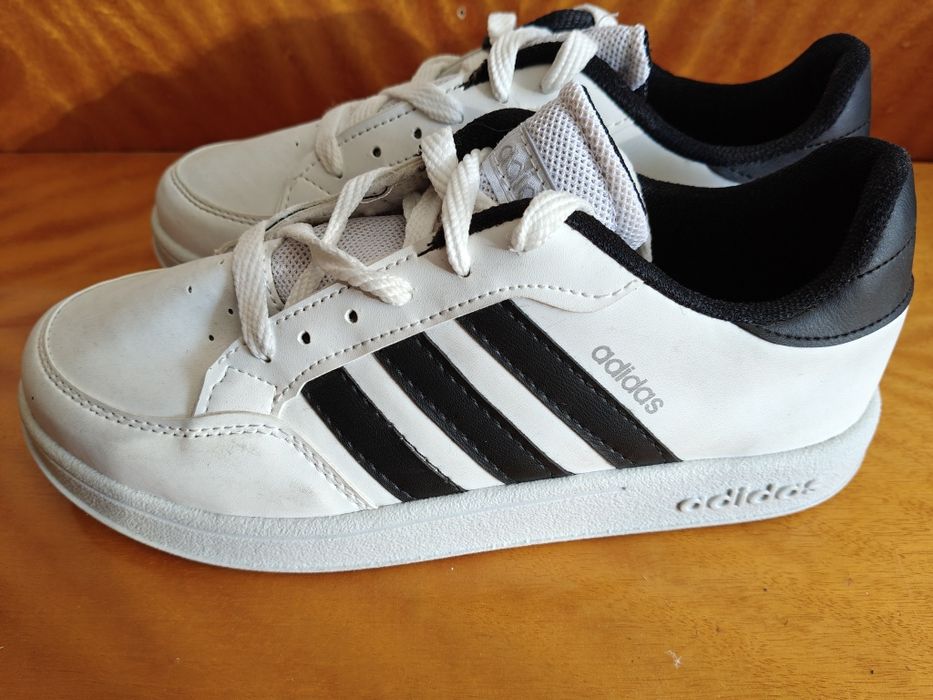 Маратонки Adidas 38номер