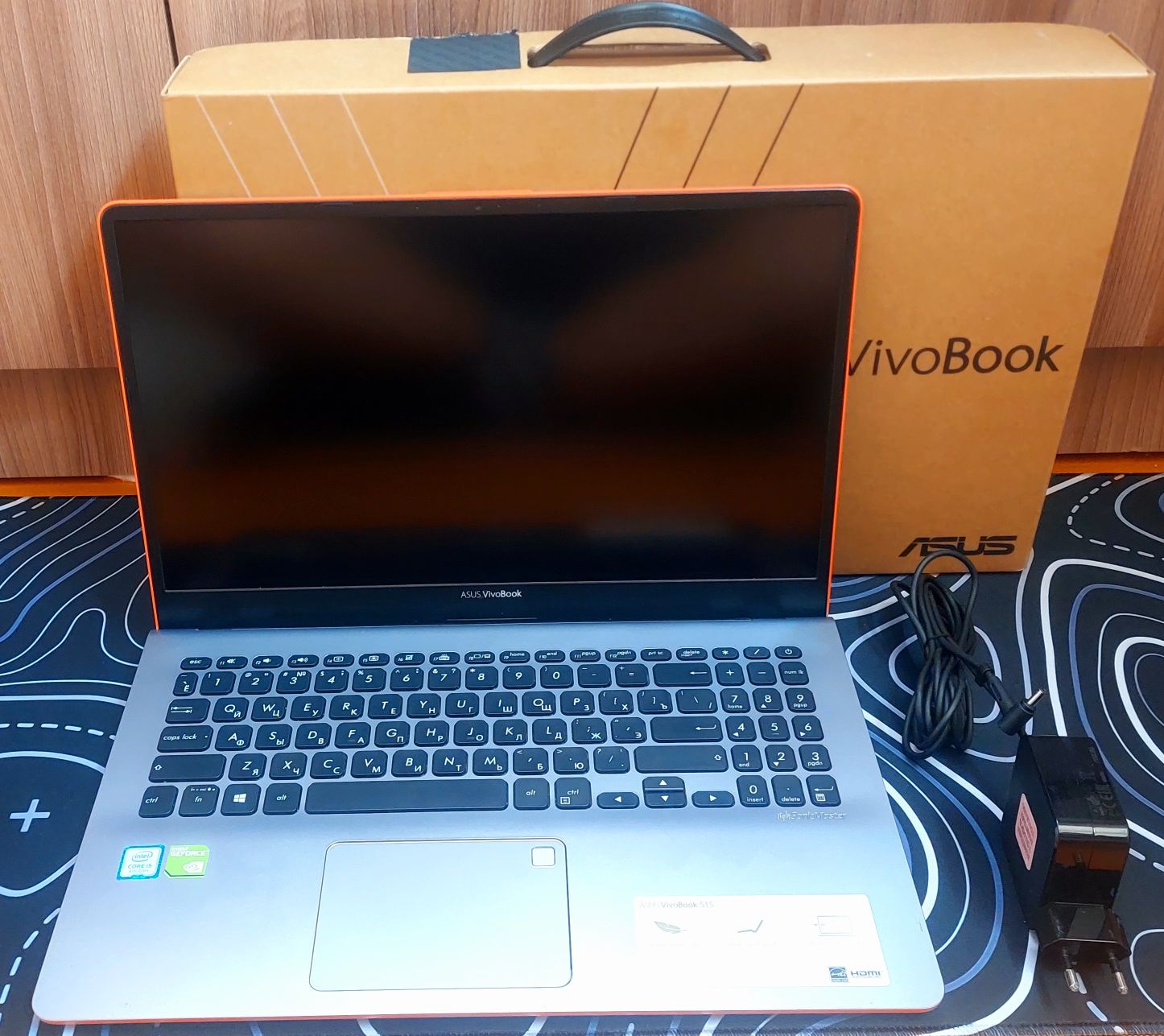 Asus VivoBook s15 core I 5 +mx150!