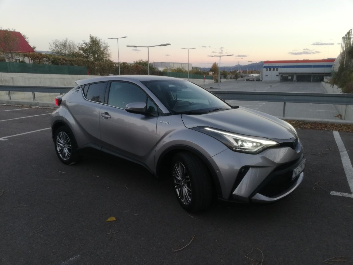 Toyota chr 2.0 hybrid 182 cp