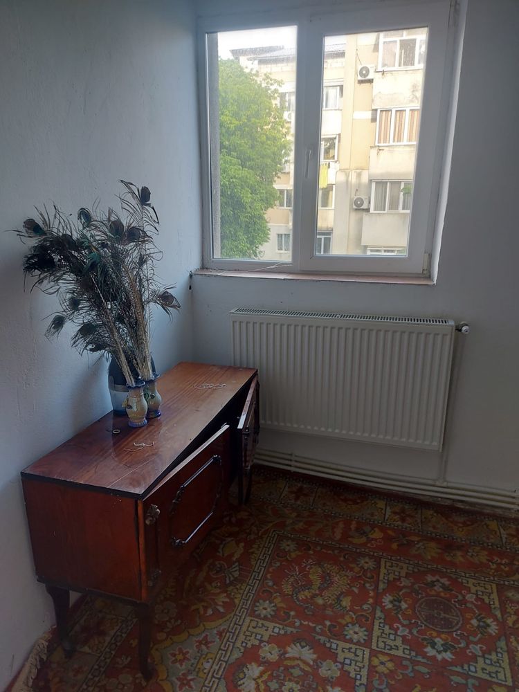 Apartament de vanzare in zona Colegiului Ion Minulescu