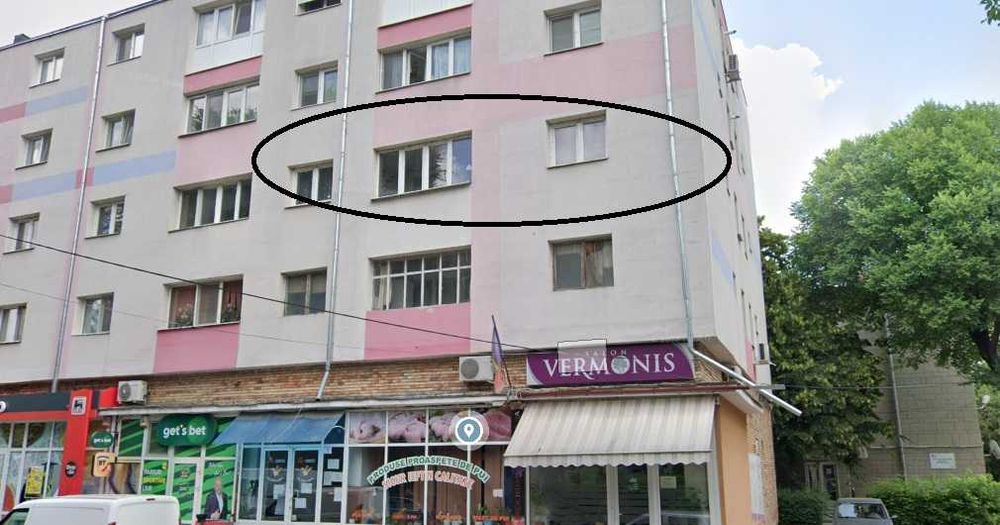 apartament cu 3 camere, policlinica, de vanzare