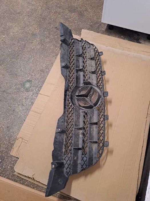 Grila radiator Mercedes Sprinter 906 originala