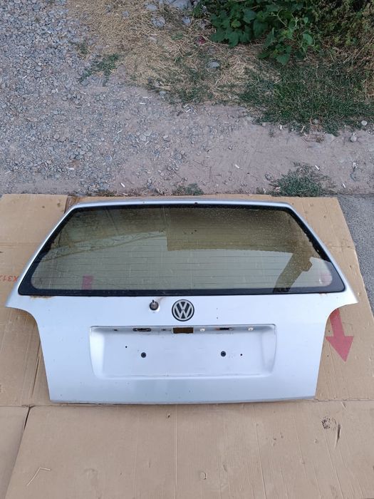 Продам голф 3 богаж задни 4 есыкке обшивка бар средни жагдайда багасын