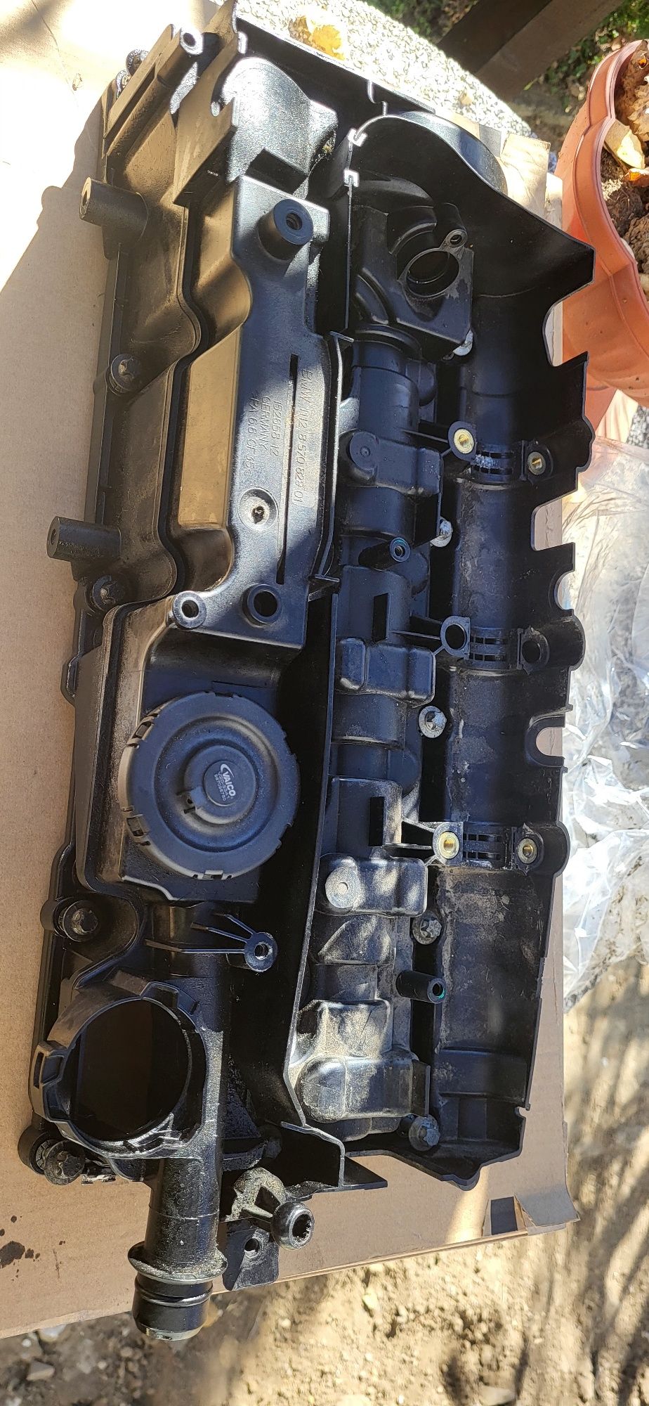 Капак клапани bmw f 31 d