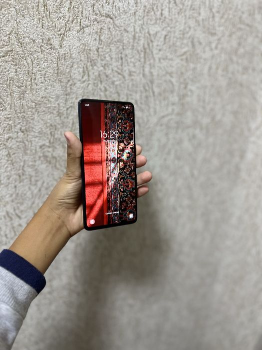 Srochna sotiladi ideal 6/128 samsung A51