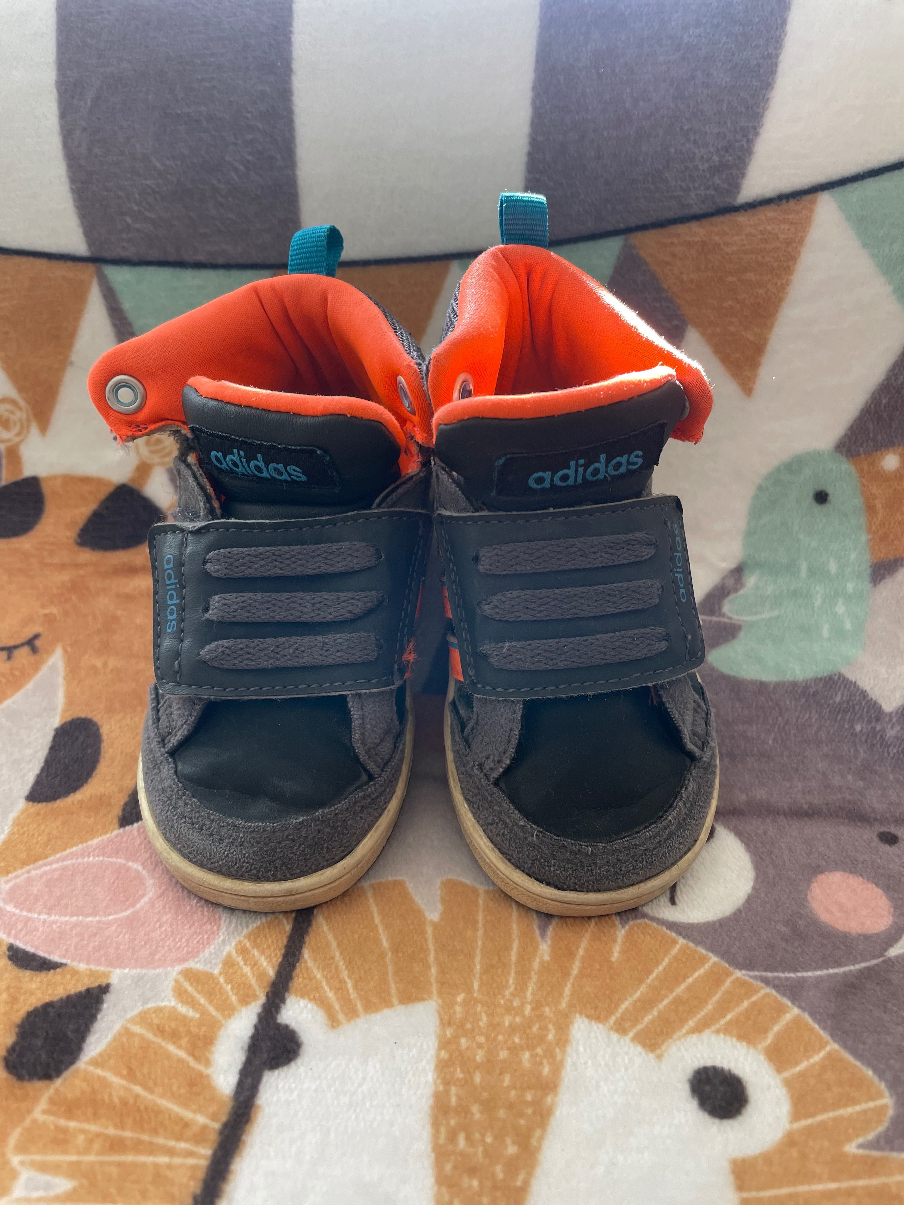 Бебешки маратонки Adidas