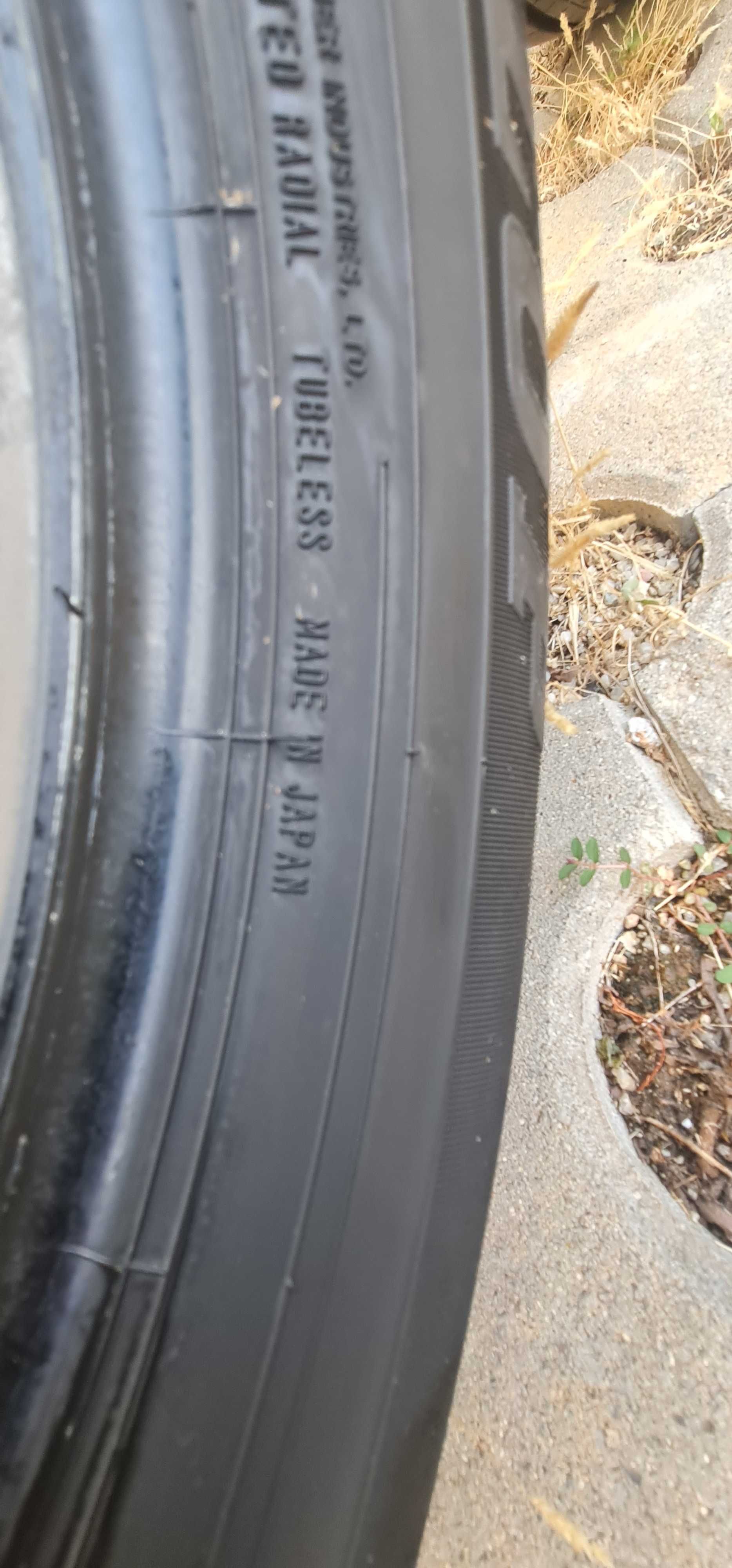 летни гуми Dunlop Grantrek PT30