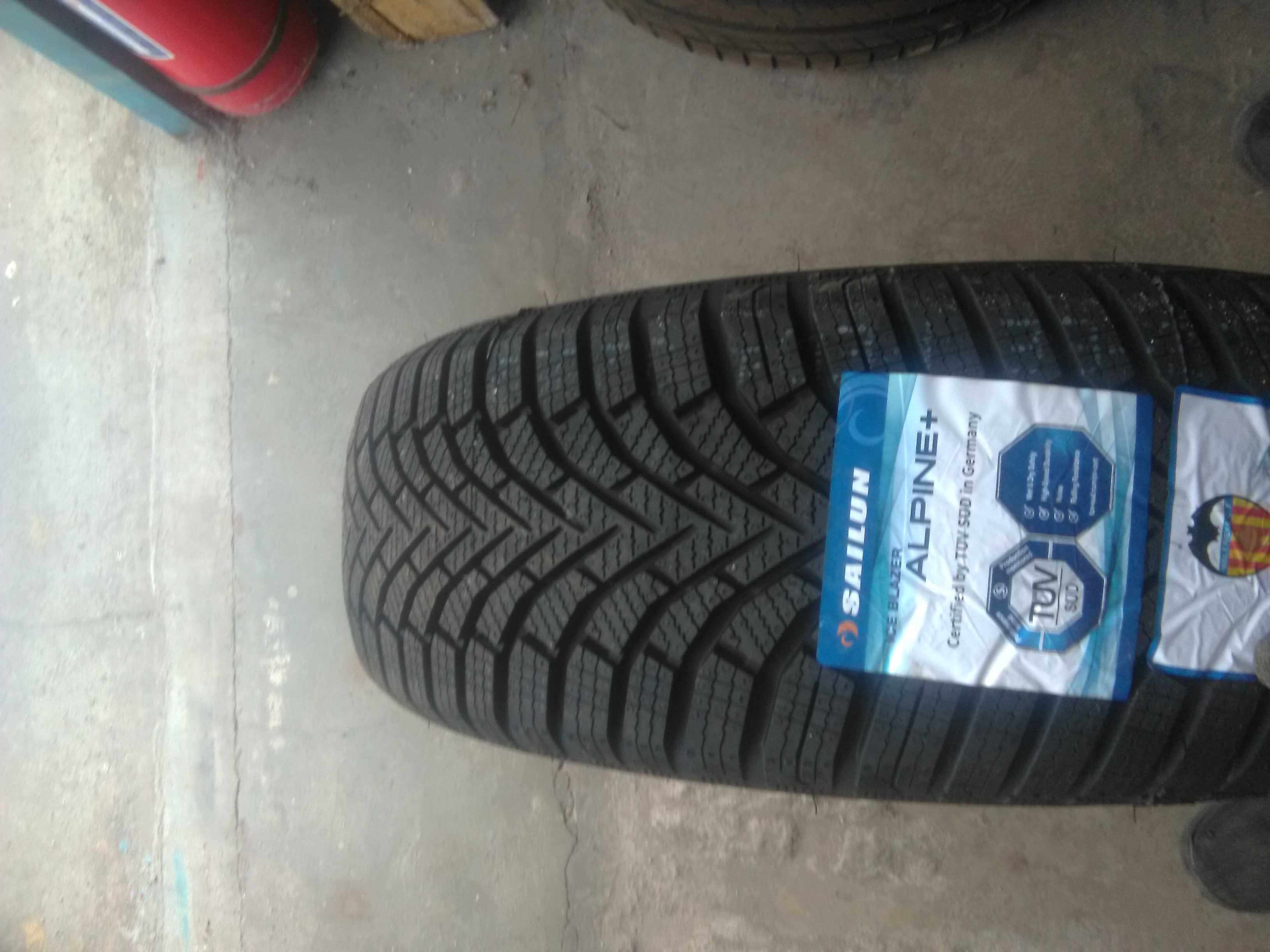 Продавам нови зимни гуми 195/65R15 Sailun alpine - 104,00 лв/бр