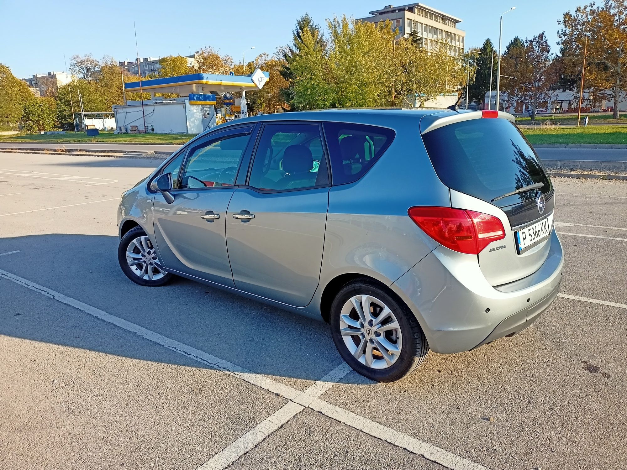 Opel Meriva B 1.7d Автомат, 2010 Вс. екстри, два компл. джанти