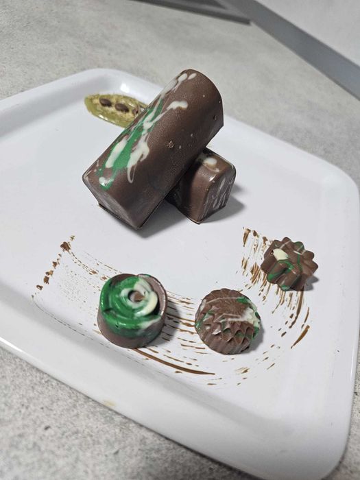 Ciocolata Dubai de casa