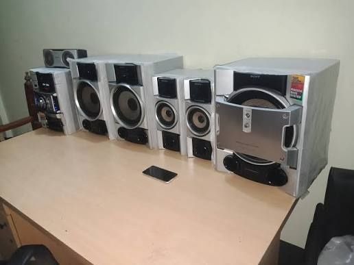 SONY Malaysia 1200d hamma joyi ishlaydi bass va ovoz o‘ta kuchli