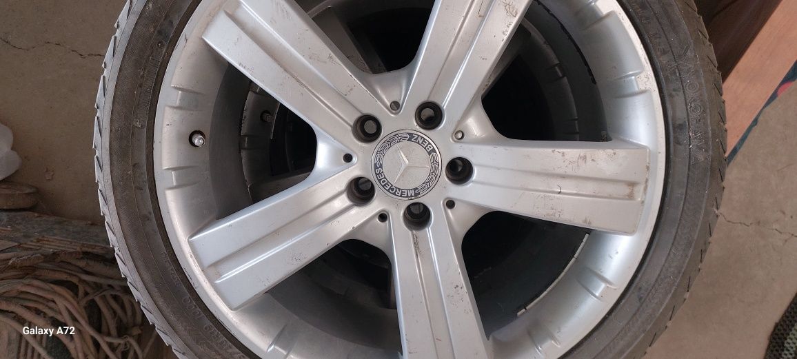 Продам шины r22 r19 с дисками r19