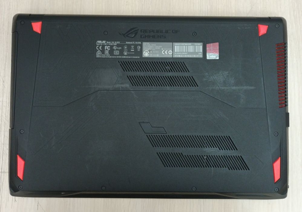 Asus Rog strix  ноутбук