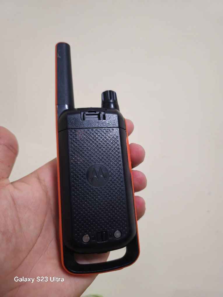 Ratsiya Motorola 1dona