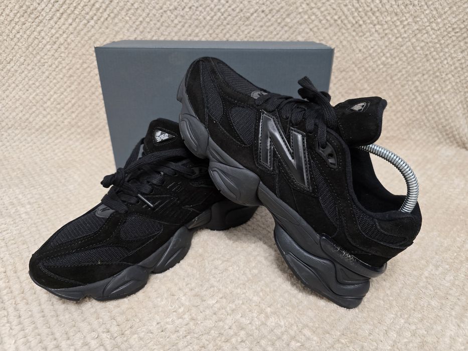 New balance 9060 nr 40 42 ,43 44  preț 350 lei