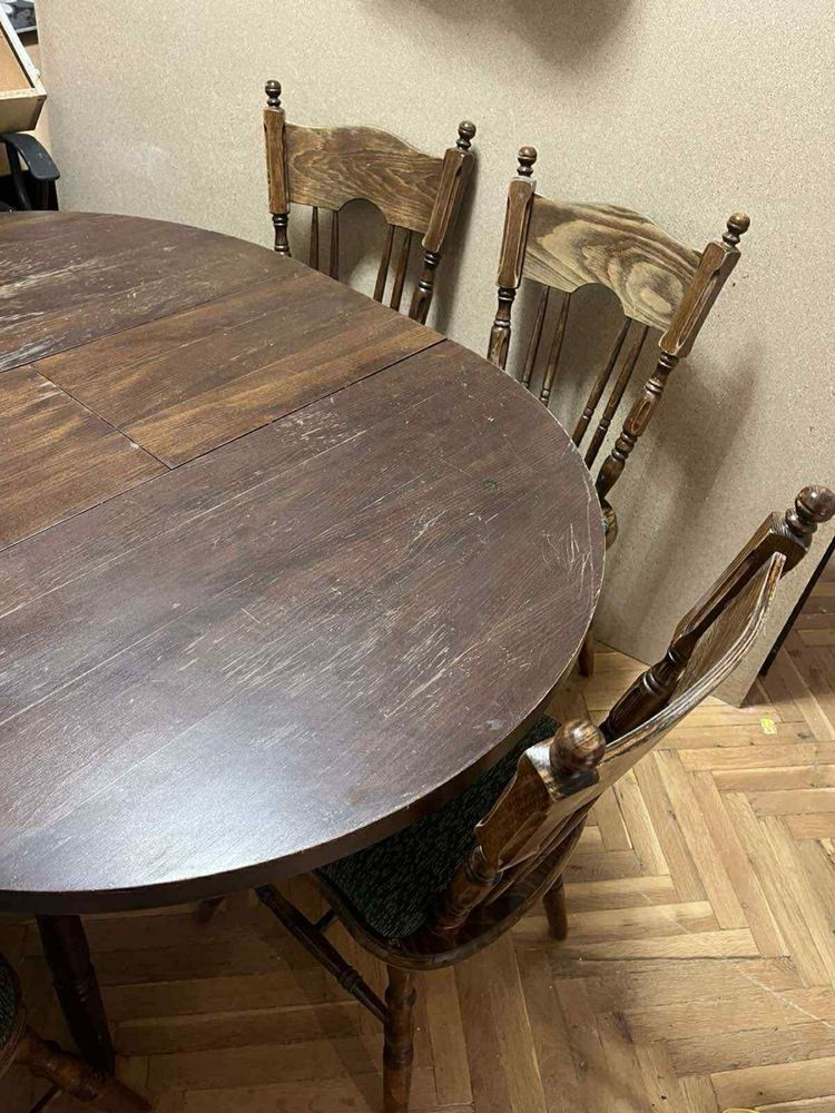 ПРОДАВАМ Комплект за трапезария от естествено дърво!