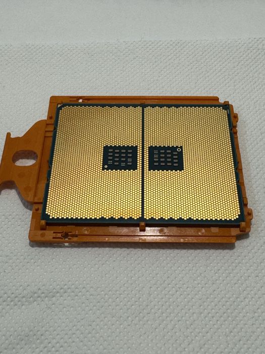 Procesor AMD Ryzen Threadripper 2990WX 32-Core 64-Threads 3.00GHz 250W