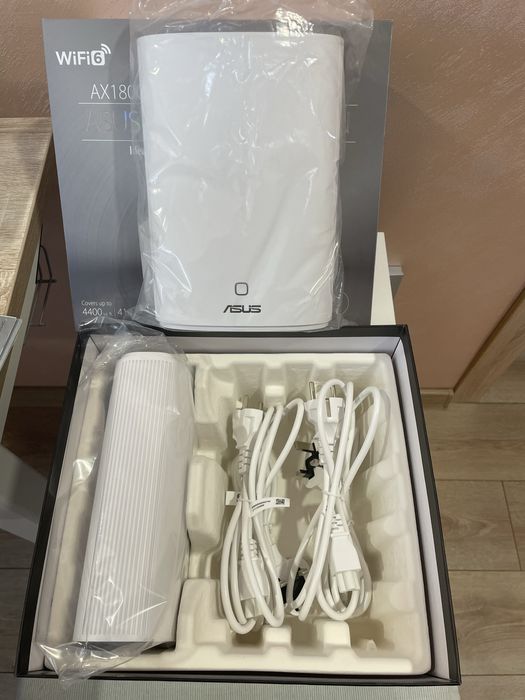 Рутер Asus за дебели стени и голям обхват