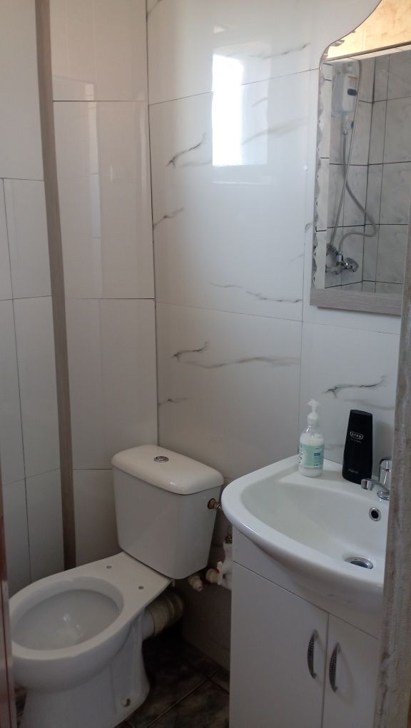 Vând garsonieră complet mobilată și utilată totul nou și modern