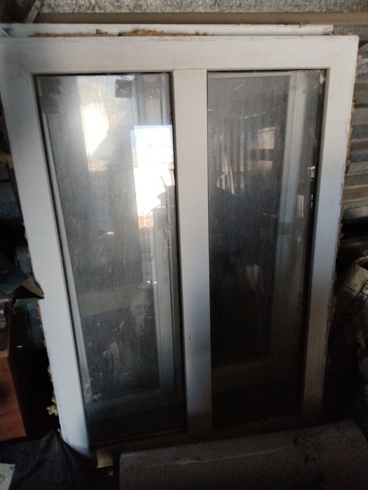 Пластик терезе 1.15м*80см 2 шт 1 шт 20 мың