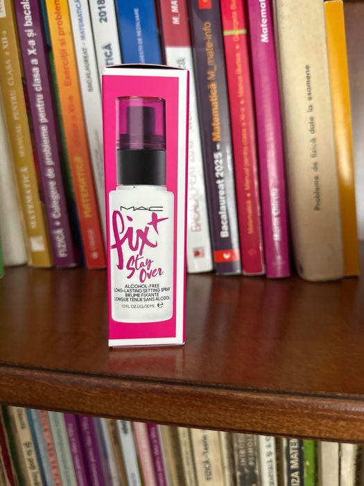 Paleta machiaj mac cosmetics +mini spray mac