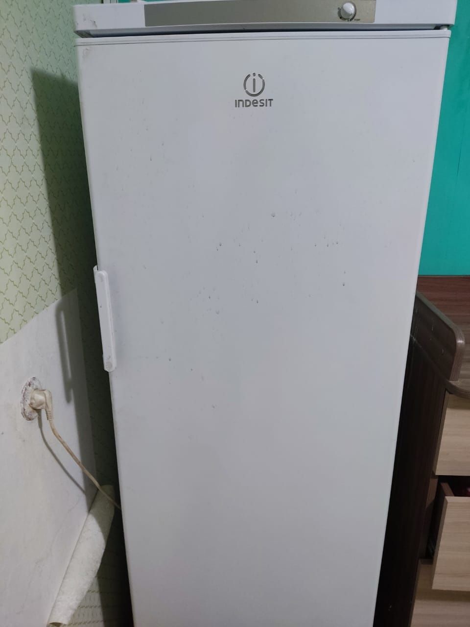 Продам морозильник