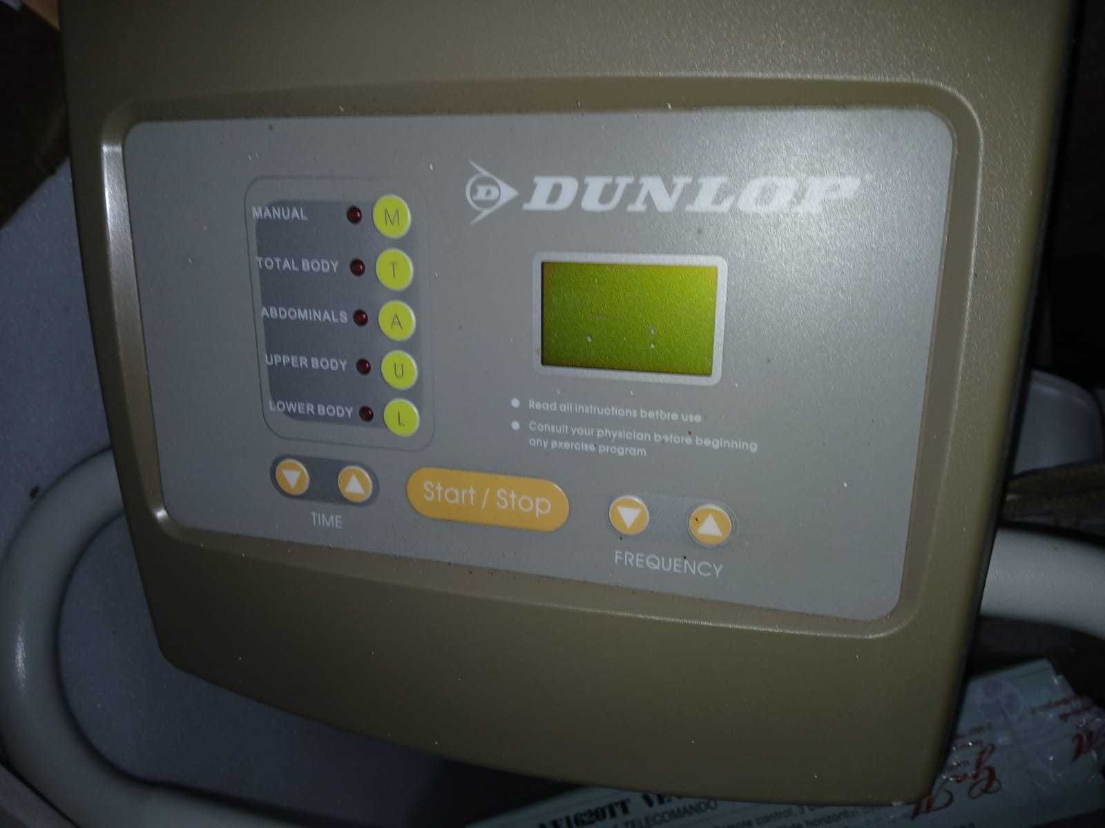 Platforma vibranta DUNLOP pentru fitness.