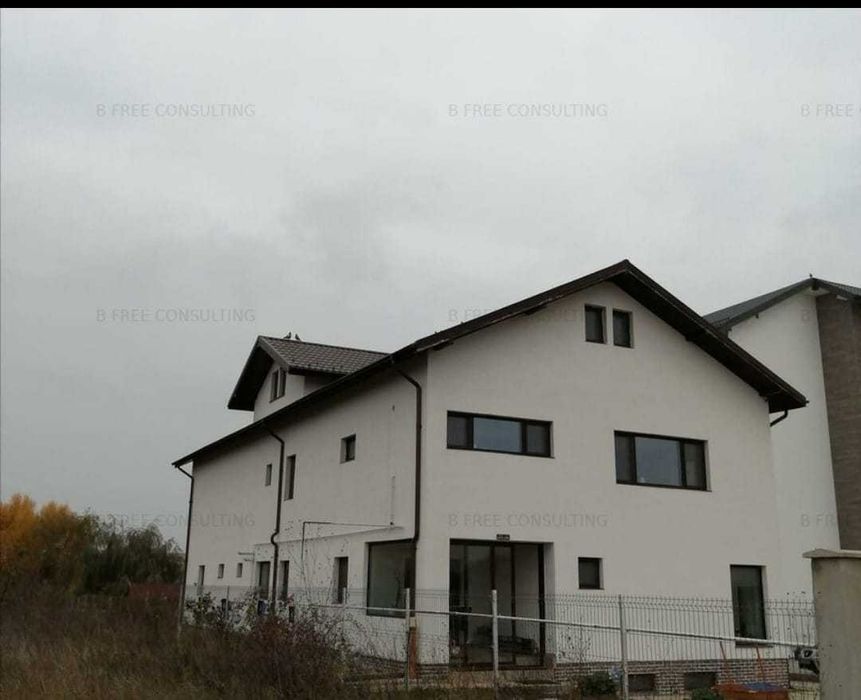 Proprietar , vila la lac , Corbeanca