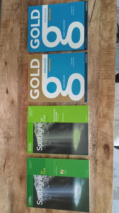 Учебници и учебни тетрадки по Английски език