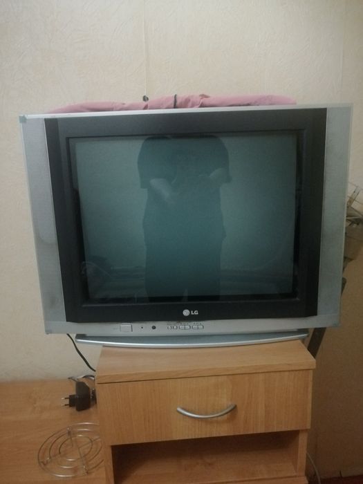 телевизор цветной