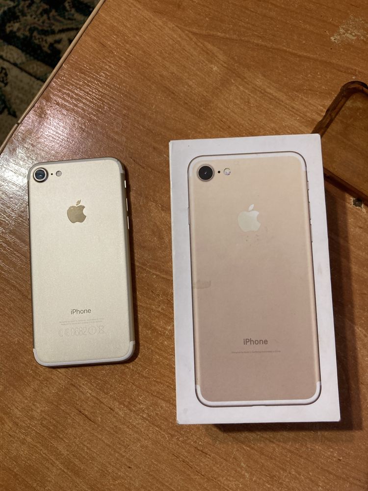 Продам Iphone 7 32 гб