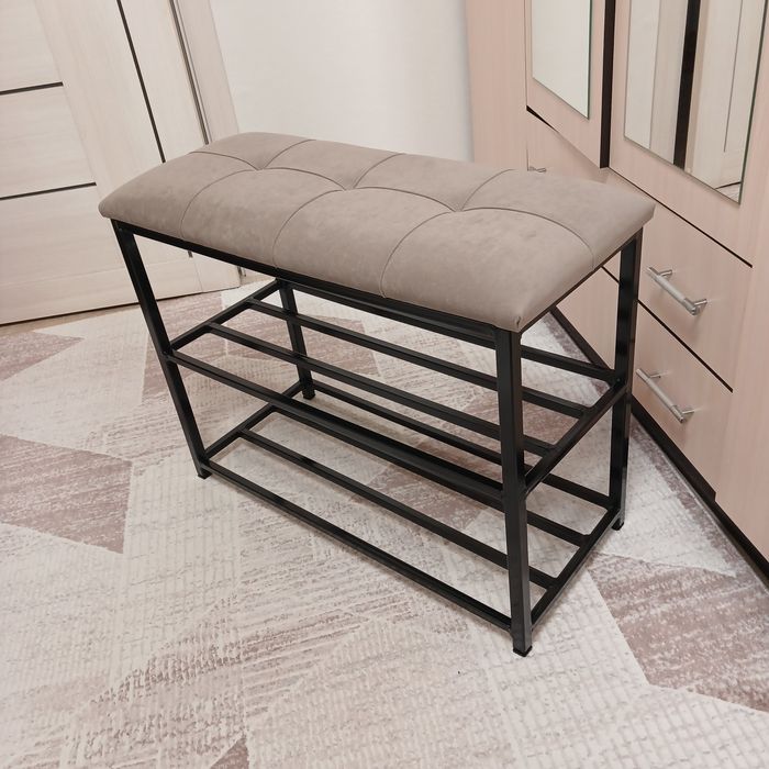 Продам обувница срочно!