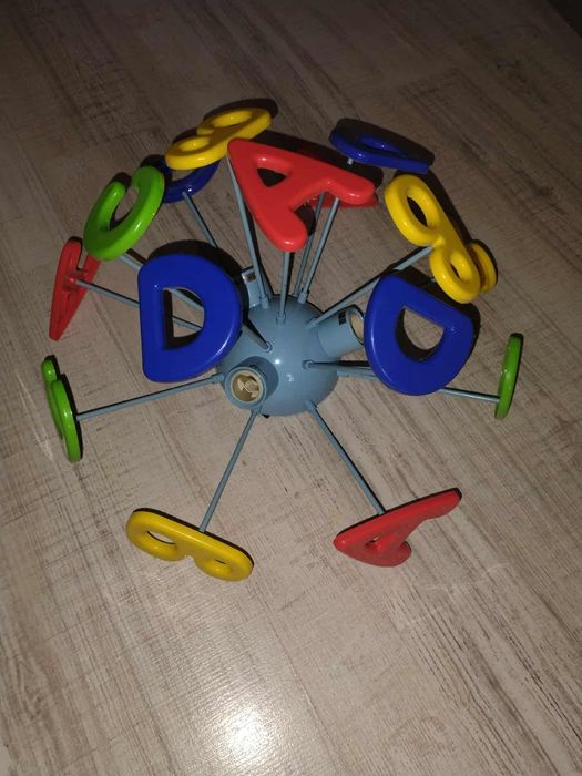 Lustra ABC camera copii