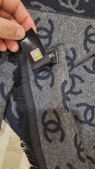 Eșarfă Chanel     .