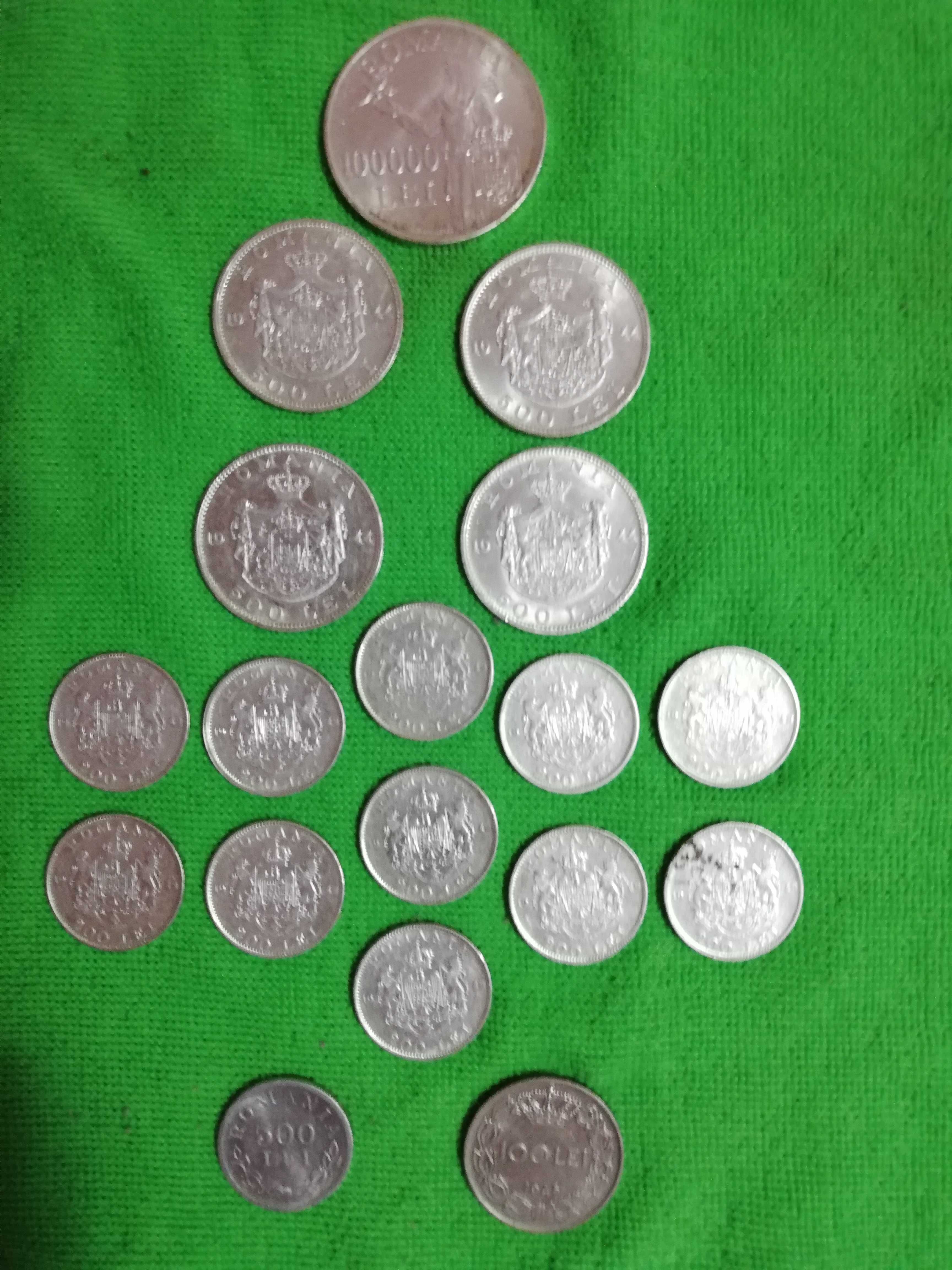Monede vechi românești din argint.